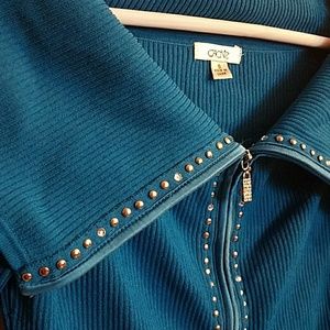 Cache long sleeve flirty shoulder shirt